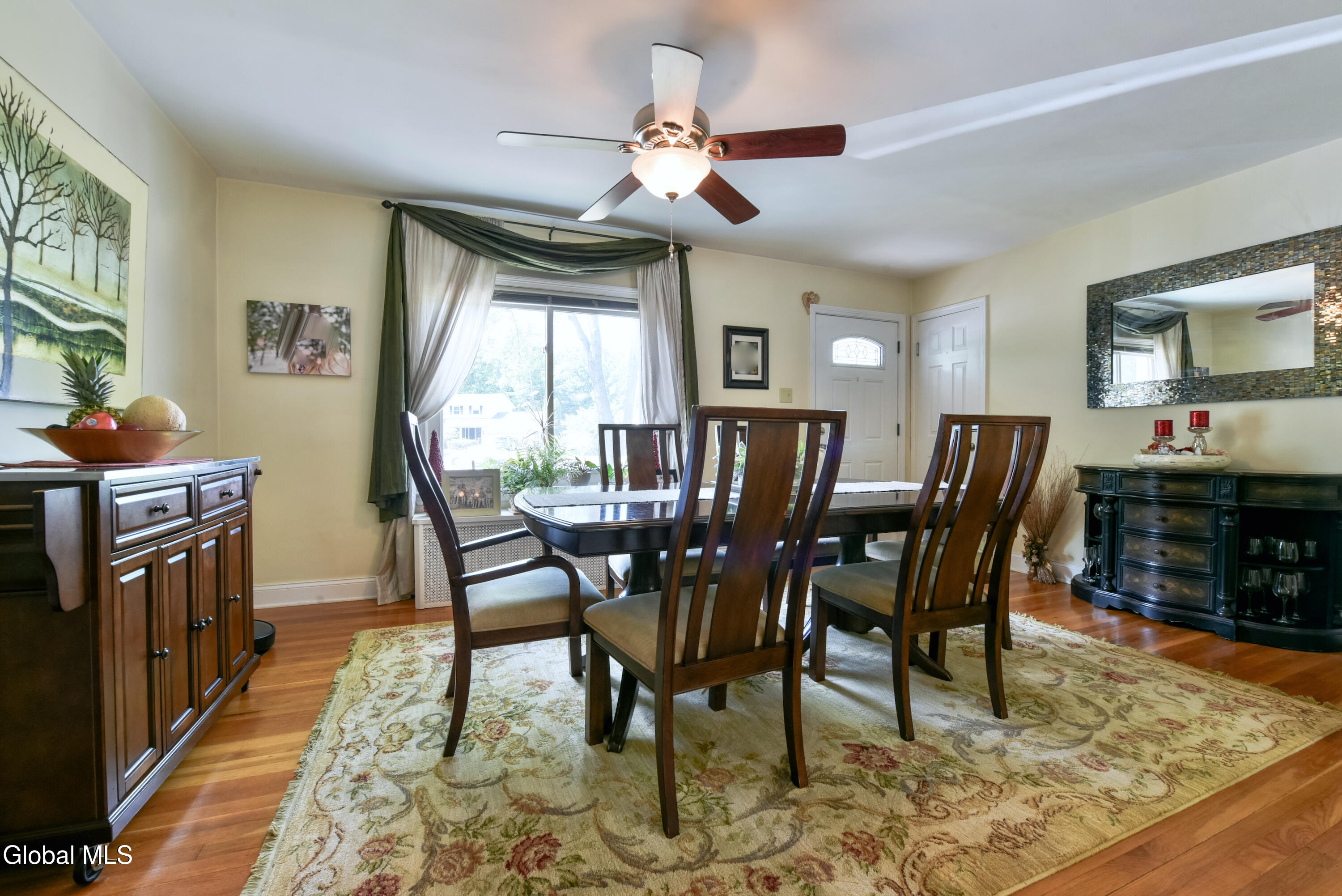 69 Gipp Road Guilderland NY 12203