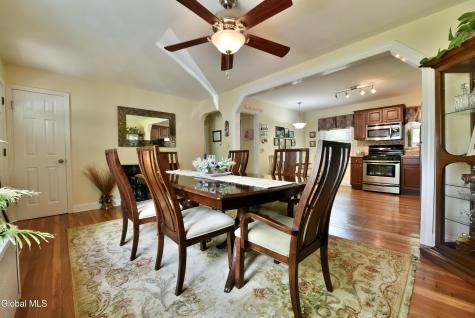 69 Gipp Road Guilderland NY 12203