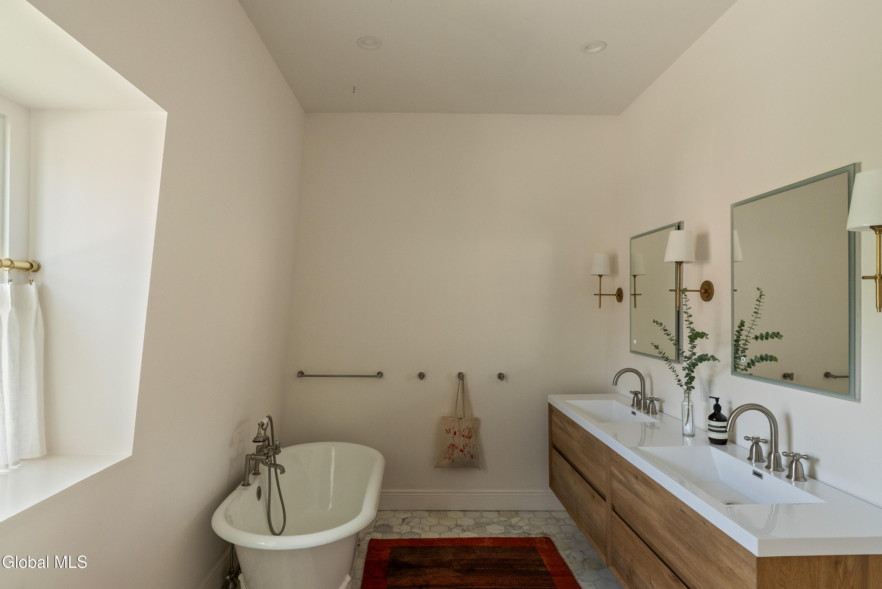 33 Davis Street Beacon NY 12508