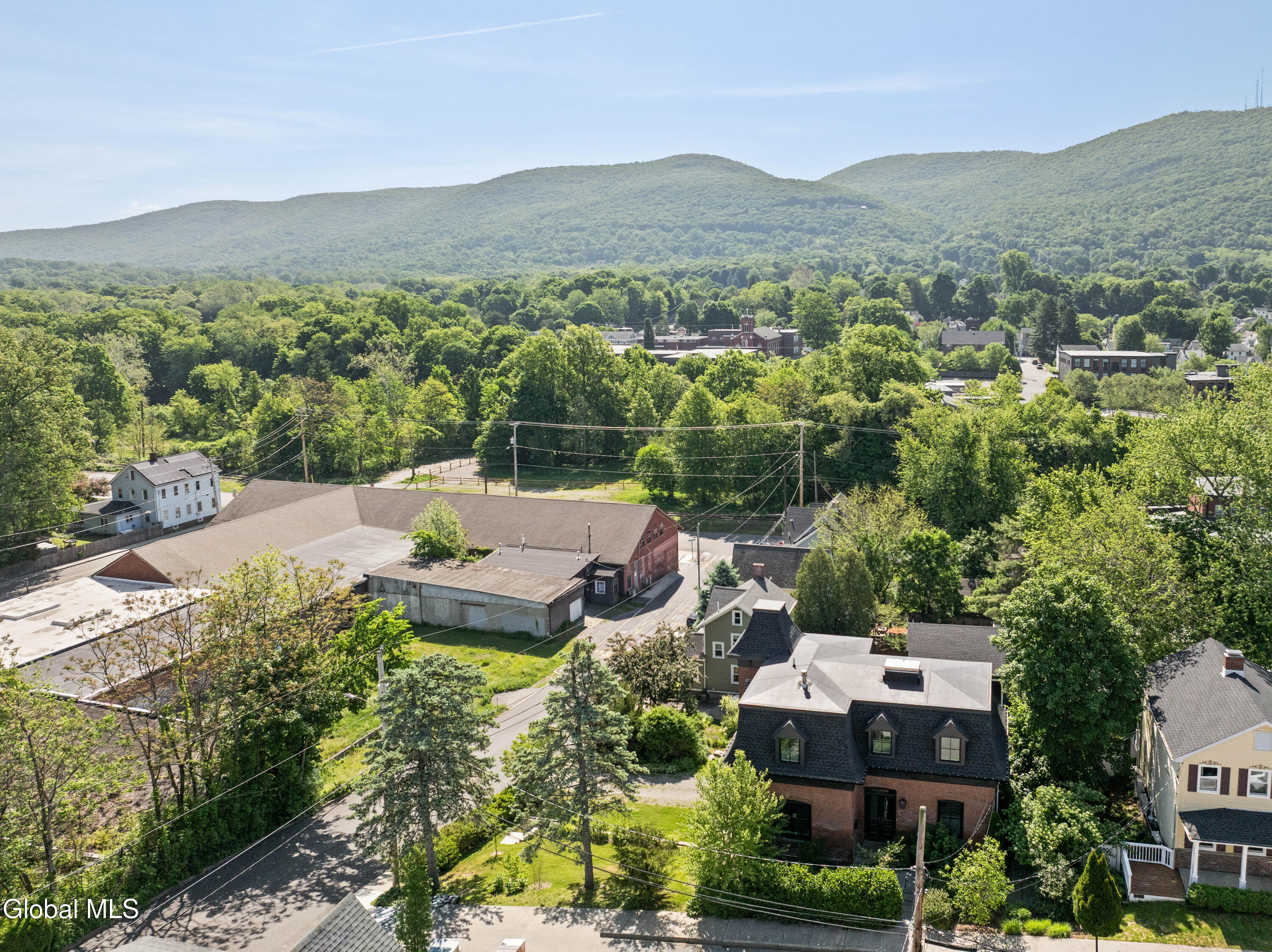 33 Davis Street Beacon NY 12508