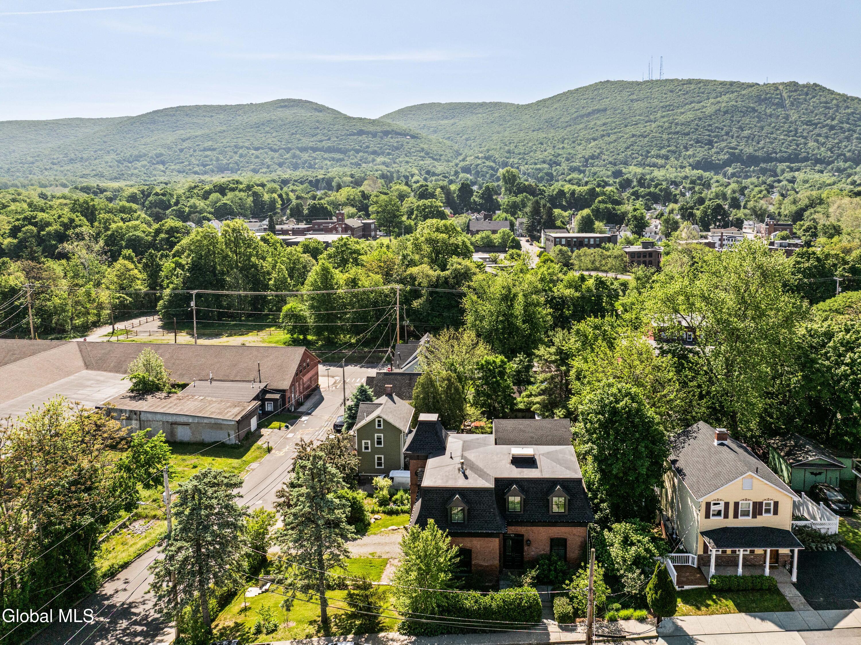 33 Davis Street Beacon NY 12508