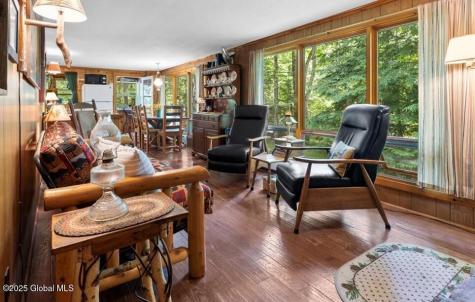 18 Woodcliff Acres Chestertown NY 12817