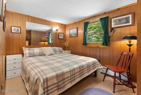 18 Woodcliff Acres Chestertown NY 12817