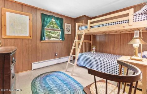 18 Woodcliff Acres Chestertown NY 12817