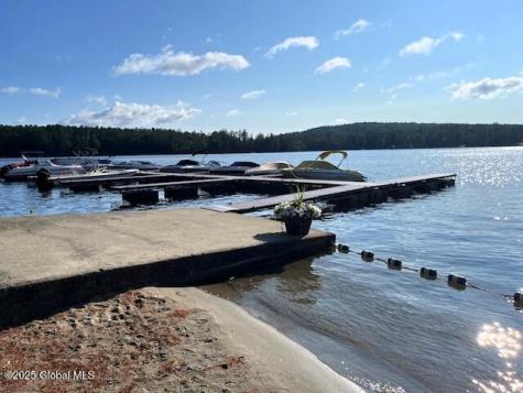 18 Woodcliff Acres Chestertown NY 12817