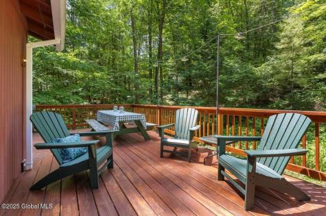 18 Woodcliff Acres Chestertown NY 12817