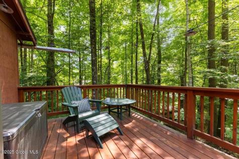 18 Woodcliff Acres Chestertown NY 12817