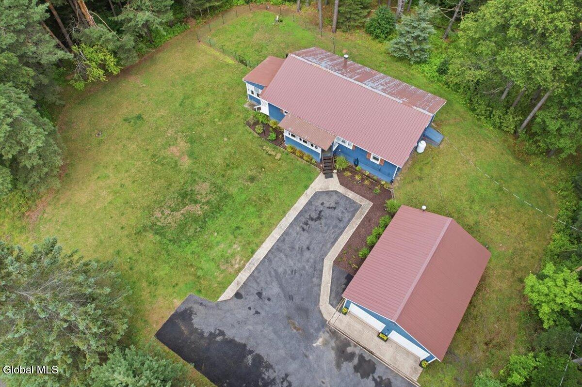 6592 New York 30 Indian Lake NY 12842
