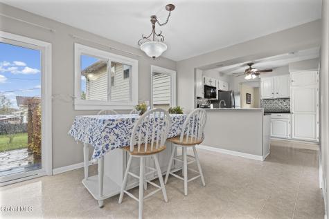 18 Campus View Drive Loudonville NY 12211