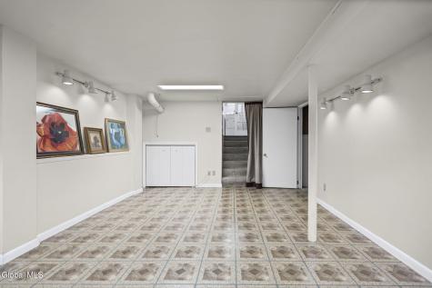 18 Campus View Drive Loudonville NY 12211