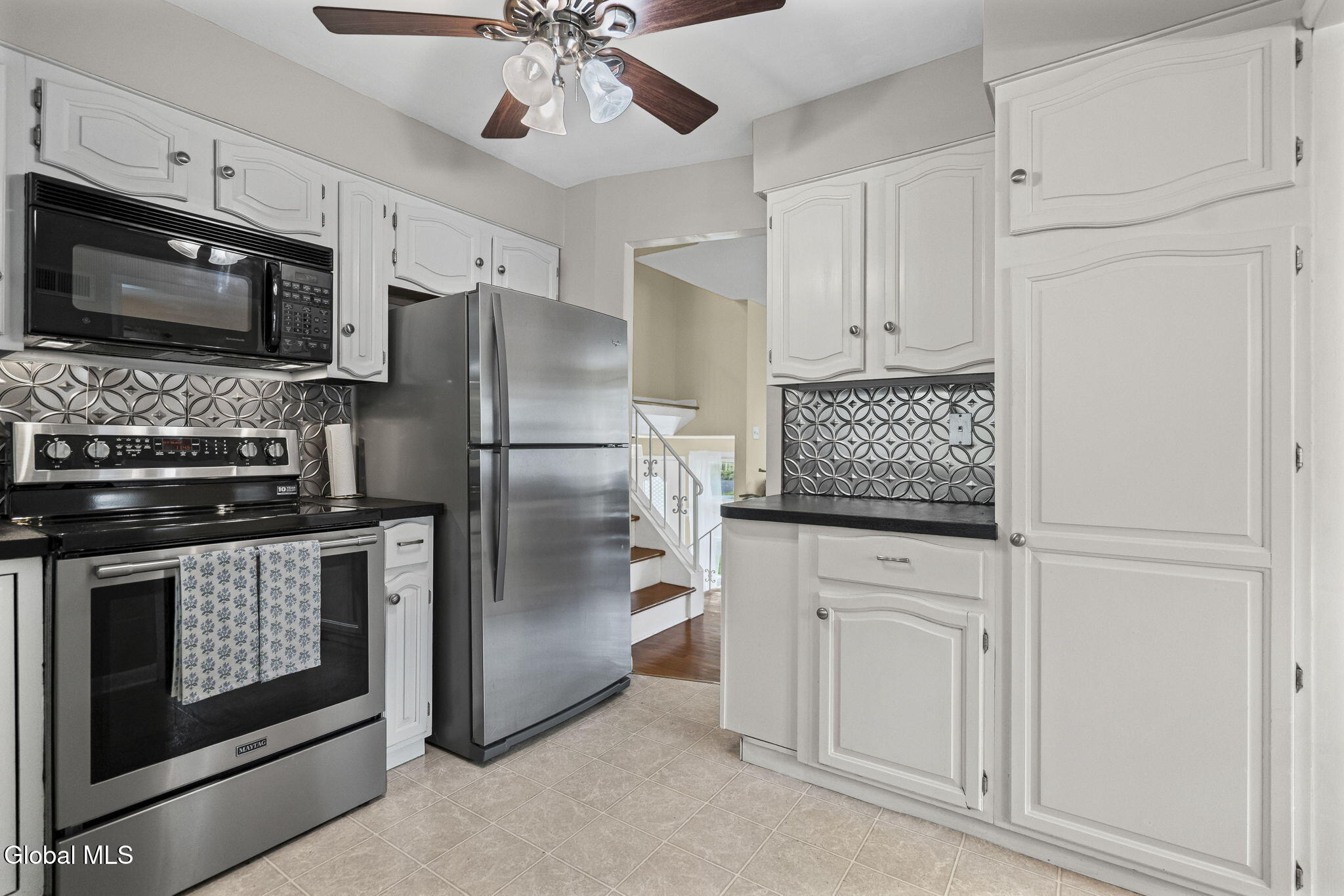 18 Campus View Drive Loudonville NY 12211