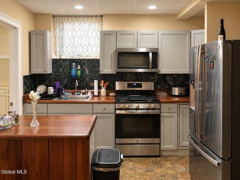2532 Ny-67 West Charlton NY 12010