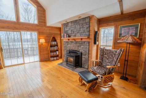 157 Maplewood Drive Gloversville NY 12078