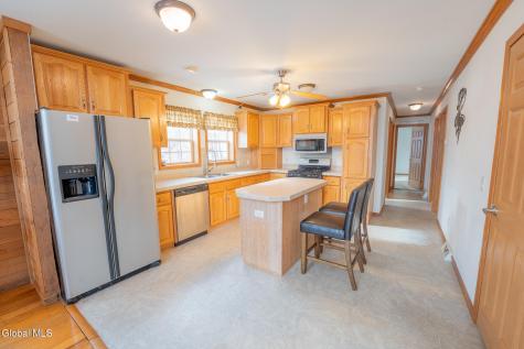 157 Maplewood Drive Gloversville NY 12078