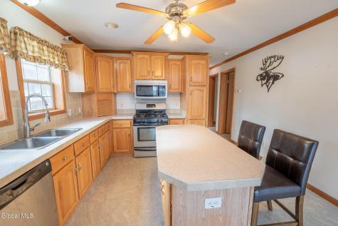 157 Maplewood Drive Gloversville NY 12078