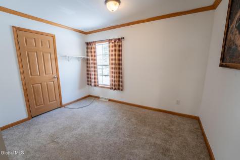 157 Maplewood Drive Gloversville NY 12078