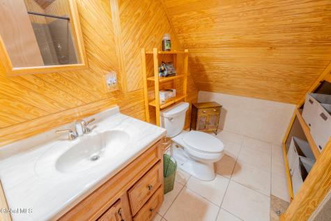 157 Maplewood Drive Gloversville NY 12078