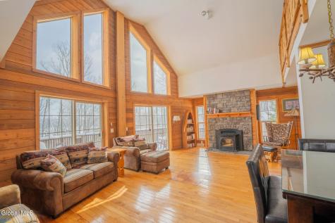 157 Maplewood Drive Gloversville NY 12078