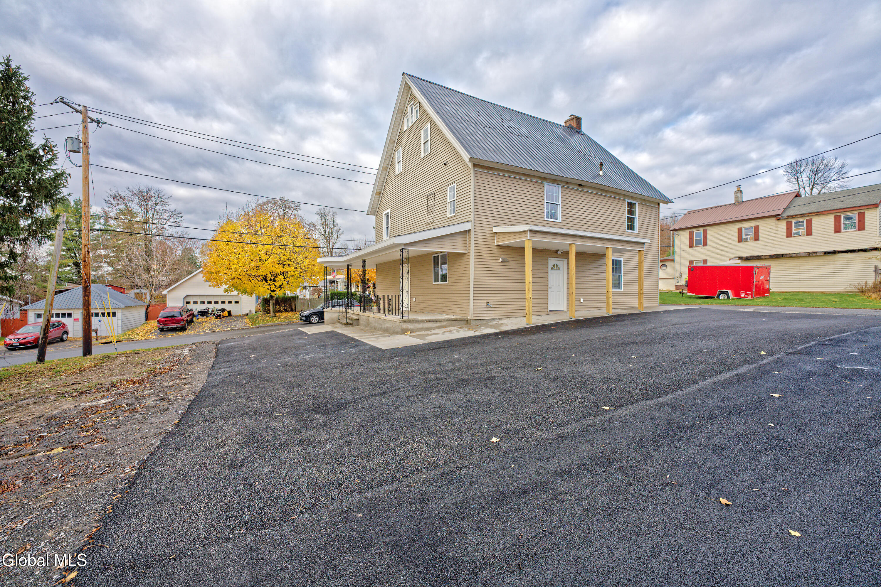 2 Cemetery Street Fonda NY 12068