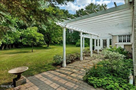 12 Hickory Hollow Road Queensbury NY 12804