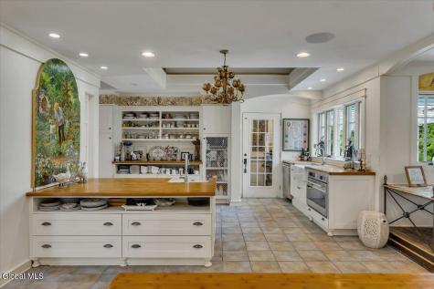 12 Hickory Hollow Road Queensbury NY 12804