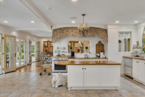 12 Hickory Hollow Road Queensbury NY 12804