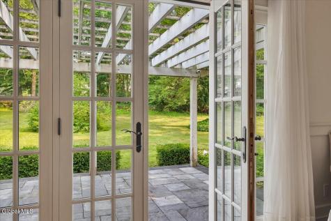 12 Hickory Hollow Road Queensbury NY 12804