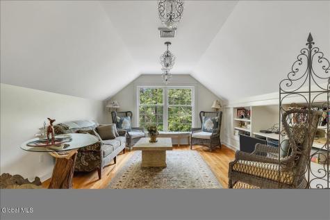 12 Hickory Hollow Road Queensbury NY 12804