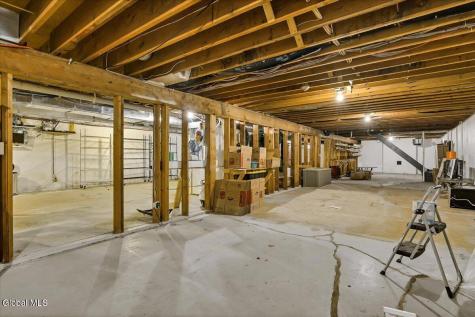 12 Hickory Hollow Road Queensbury NY 12804