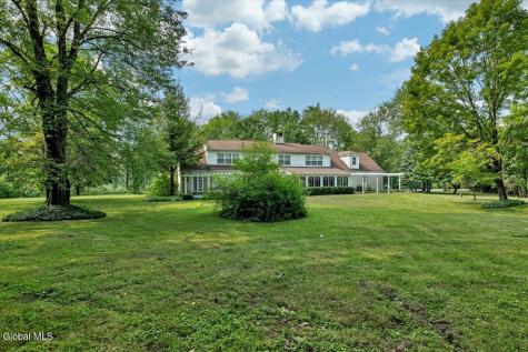 12 Hickory Hollow Road Queensbury NY 12804
