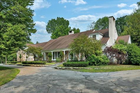 12 Hickory Hollow Road Queensbury NY 12804