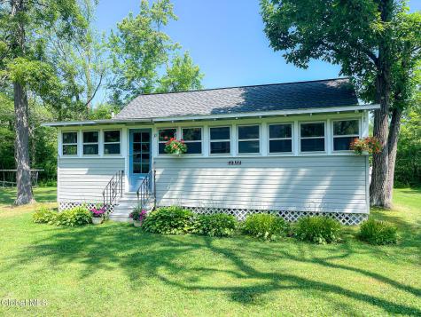 10 Dunning Road Malta NY 12020