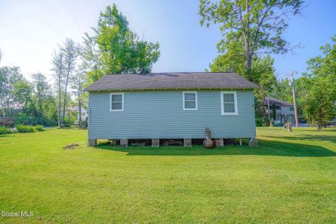 10 Dunning Road Malta NY 12020