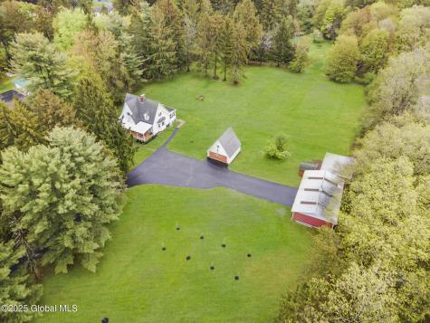 90 Baldwin Road Glenville NY 12302