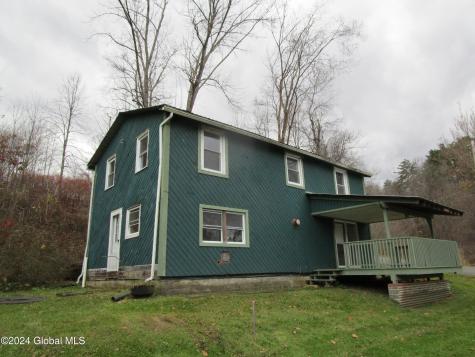 13 Callahan Lane Fort Ann NY 12827