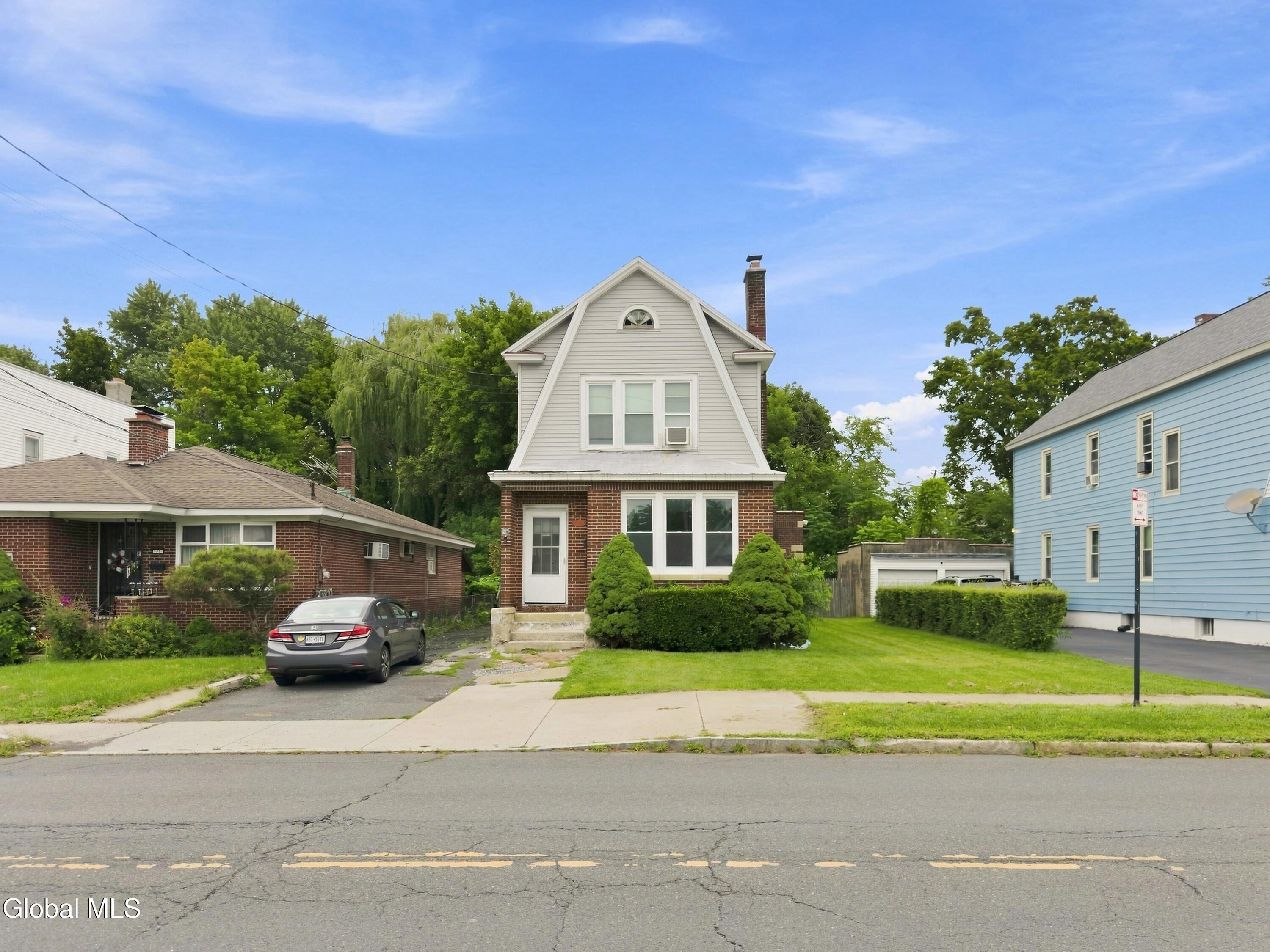 75 Mcalpin Street Albany NY 12209