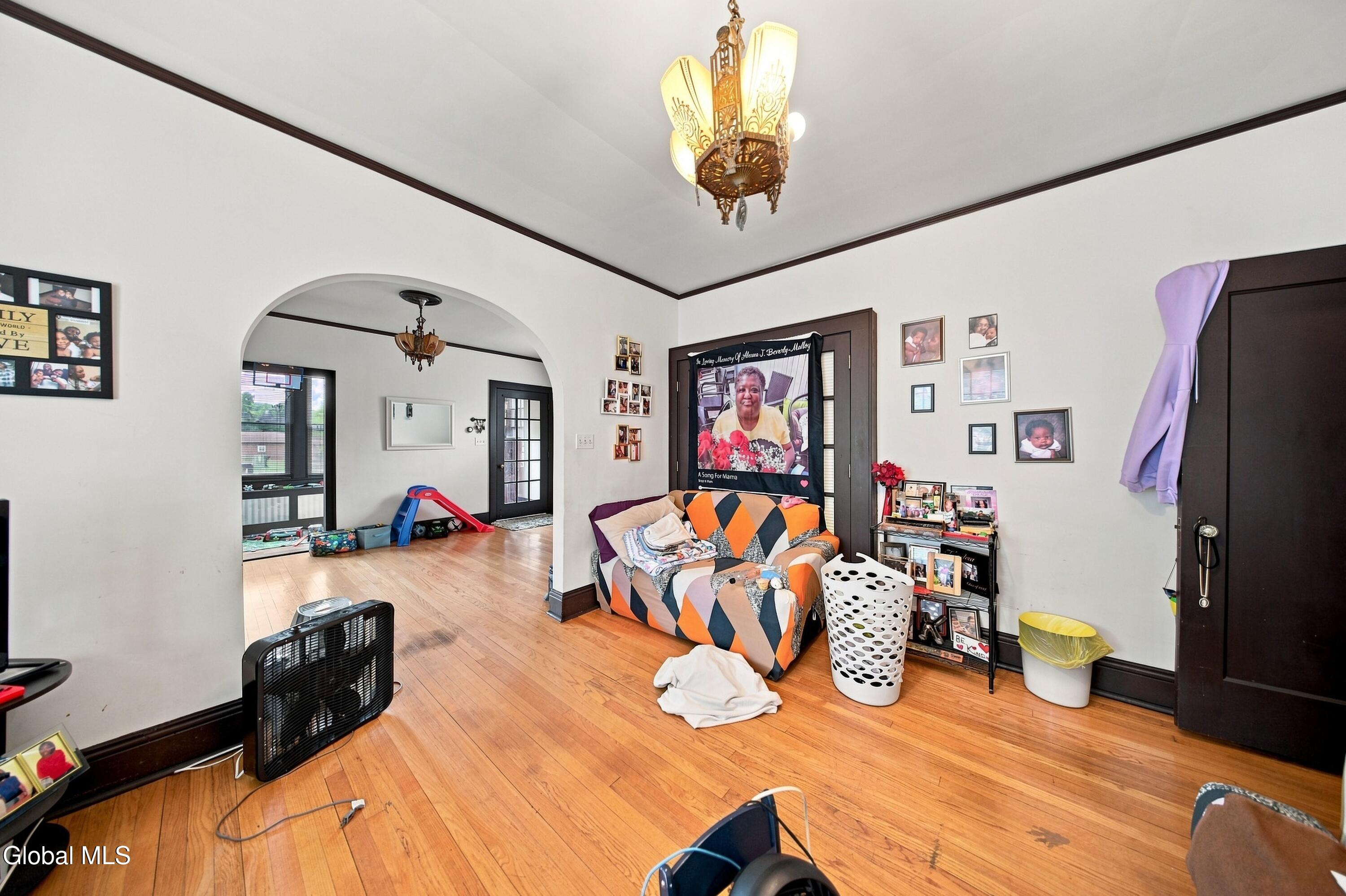 75 Mcalpin Street Albany NY 12209