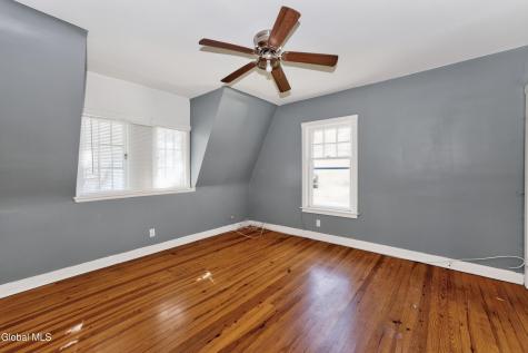 3 Mcdonald Road Albany NY 12209