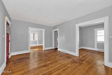 3 Mcdonald Road Albany NY 12209