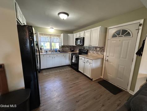 1157 Barber Drive Rotterdam NY 12303