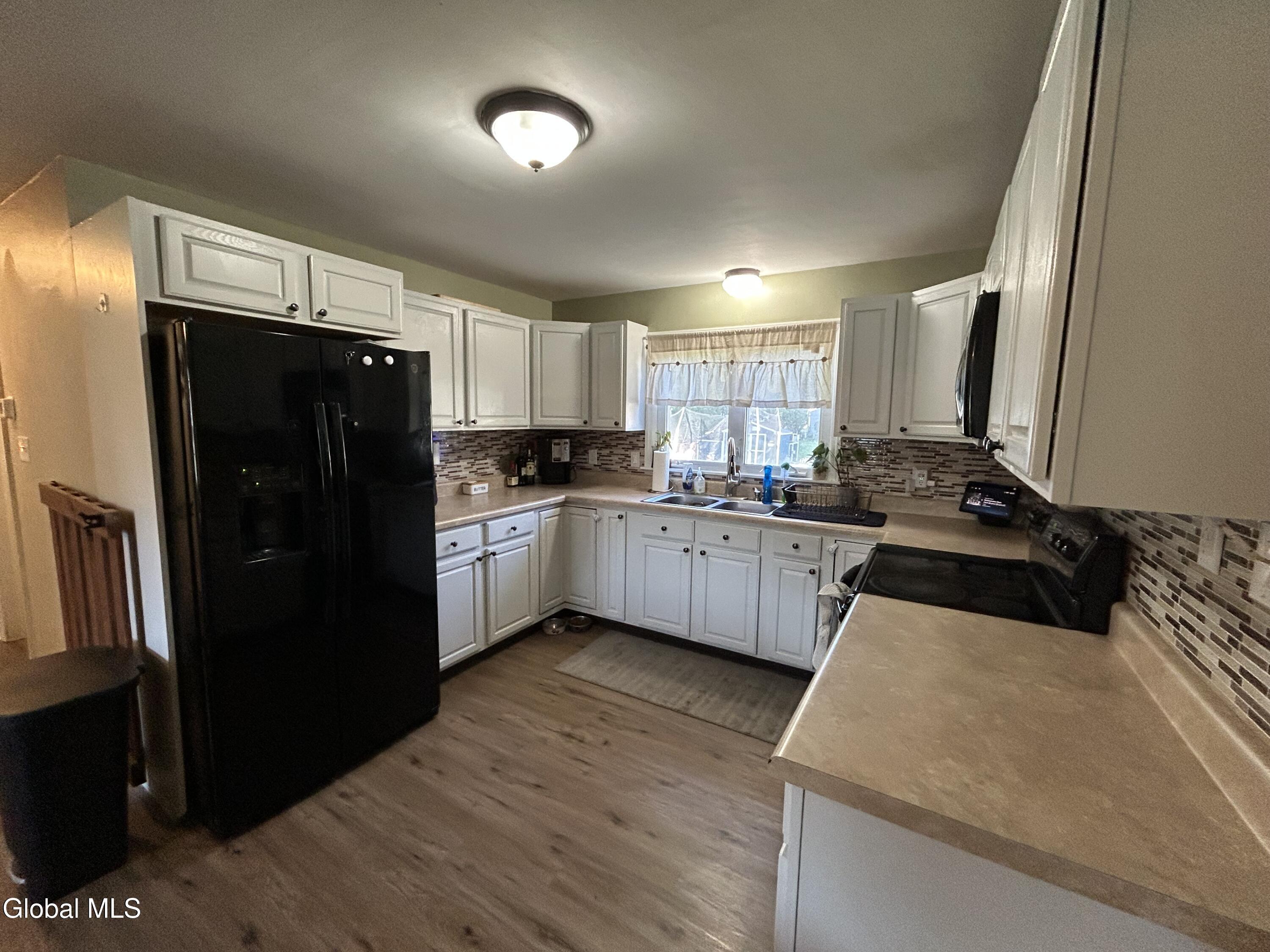 1157 Barber Drive Rotterdam NY 12303