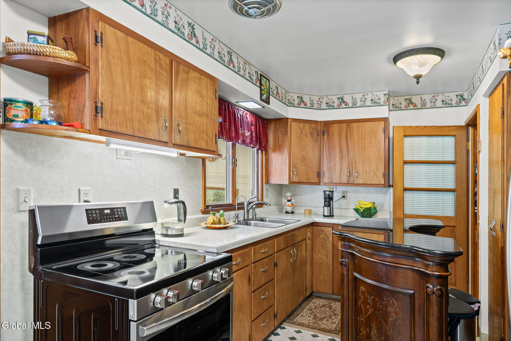 15 Southern Drive Latham NY 12110