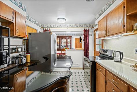 15 Southern Drive Latham NY 12110