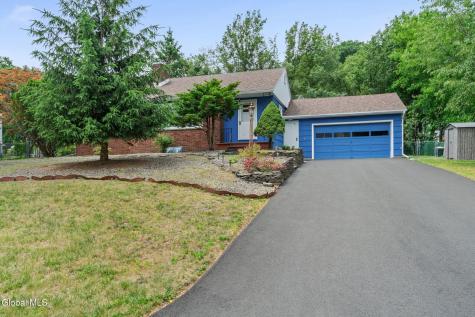 15 Southern Drive Latham NY 12110