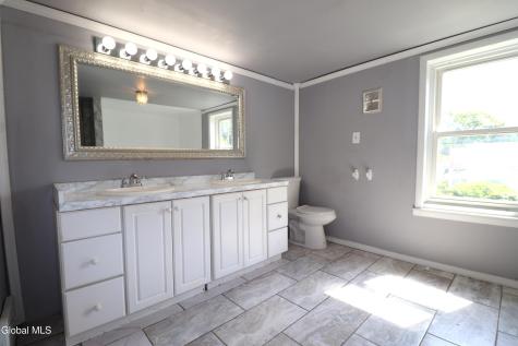 47 S Kingsboro Avenue Gloversville NY 12078