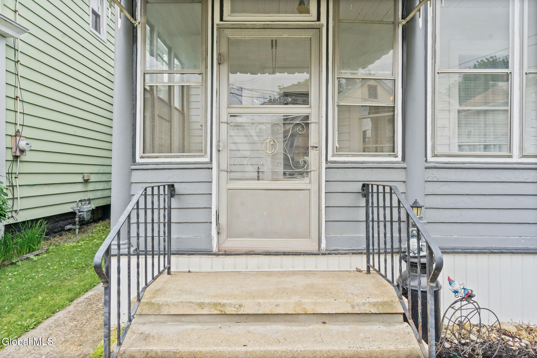 215 6th Avenue Watervliet NY 12189