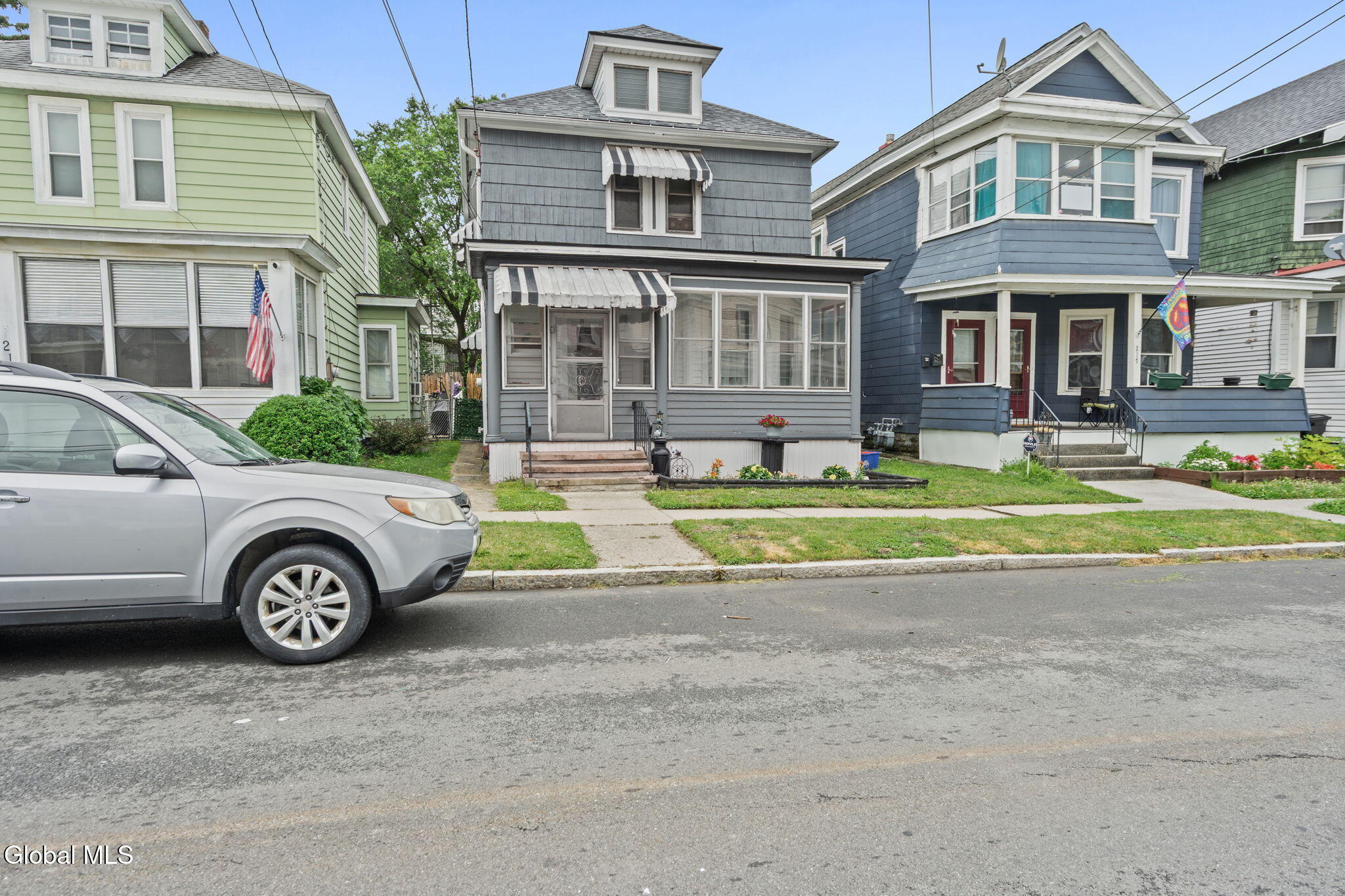 215 6th Avenue Watervliet NY 12189
