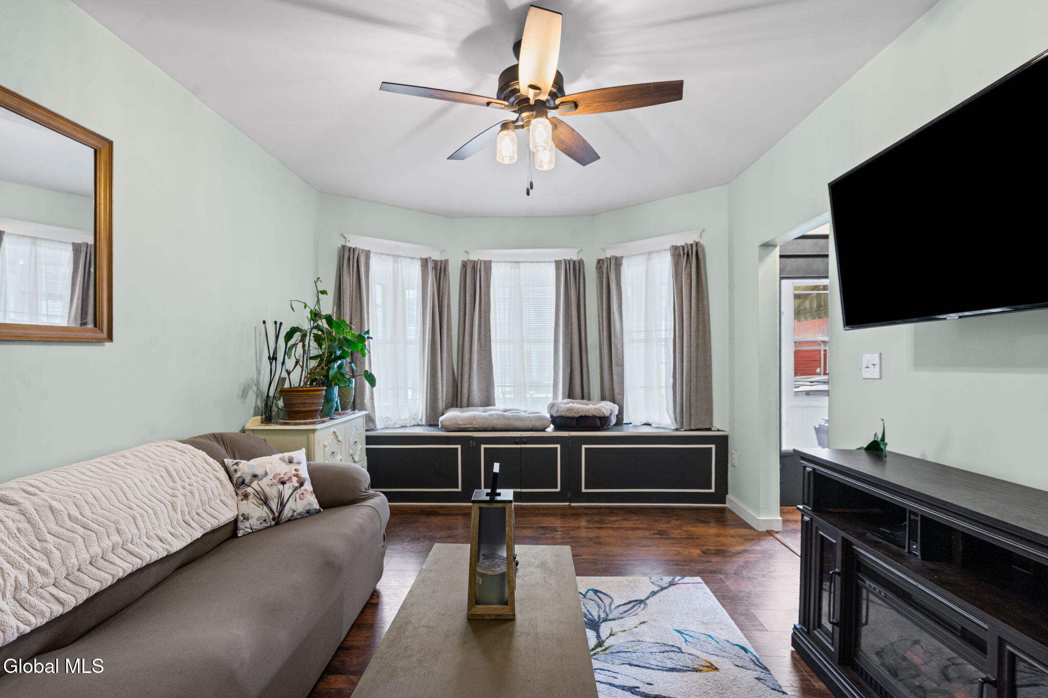 215 6th Avenue Watervliet NY 12189