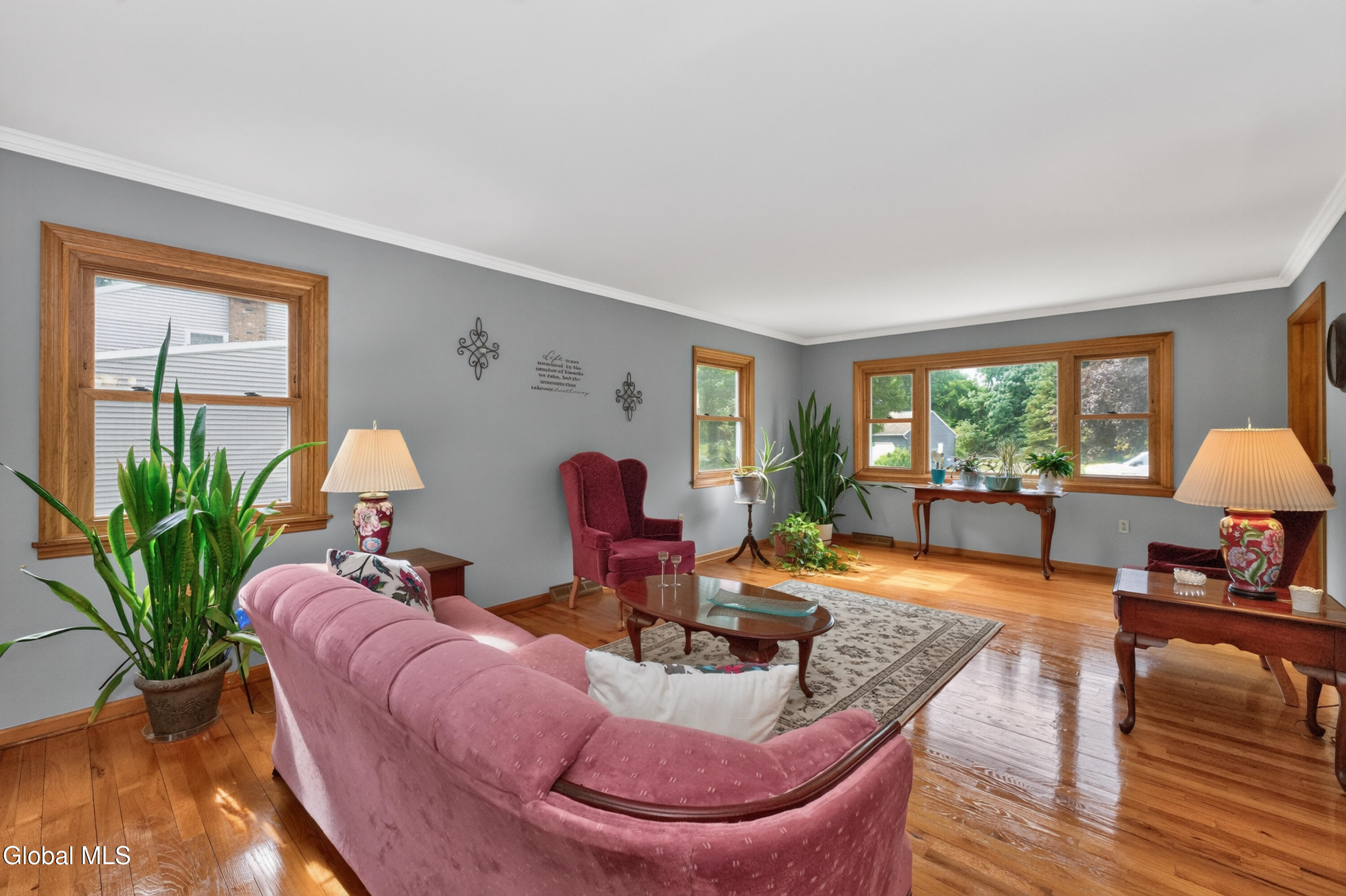 4 Homestead Road Glenville NY 12302