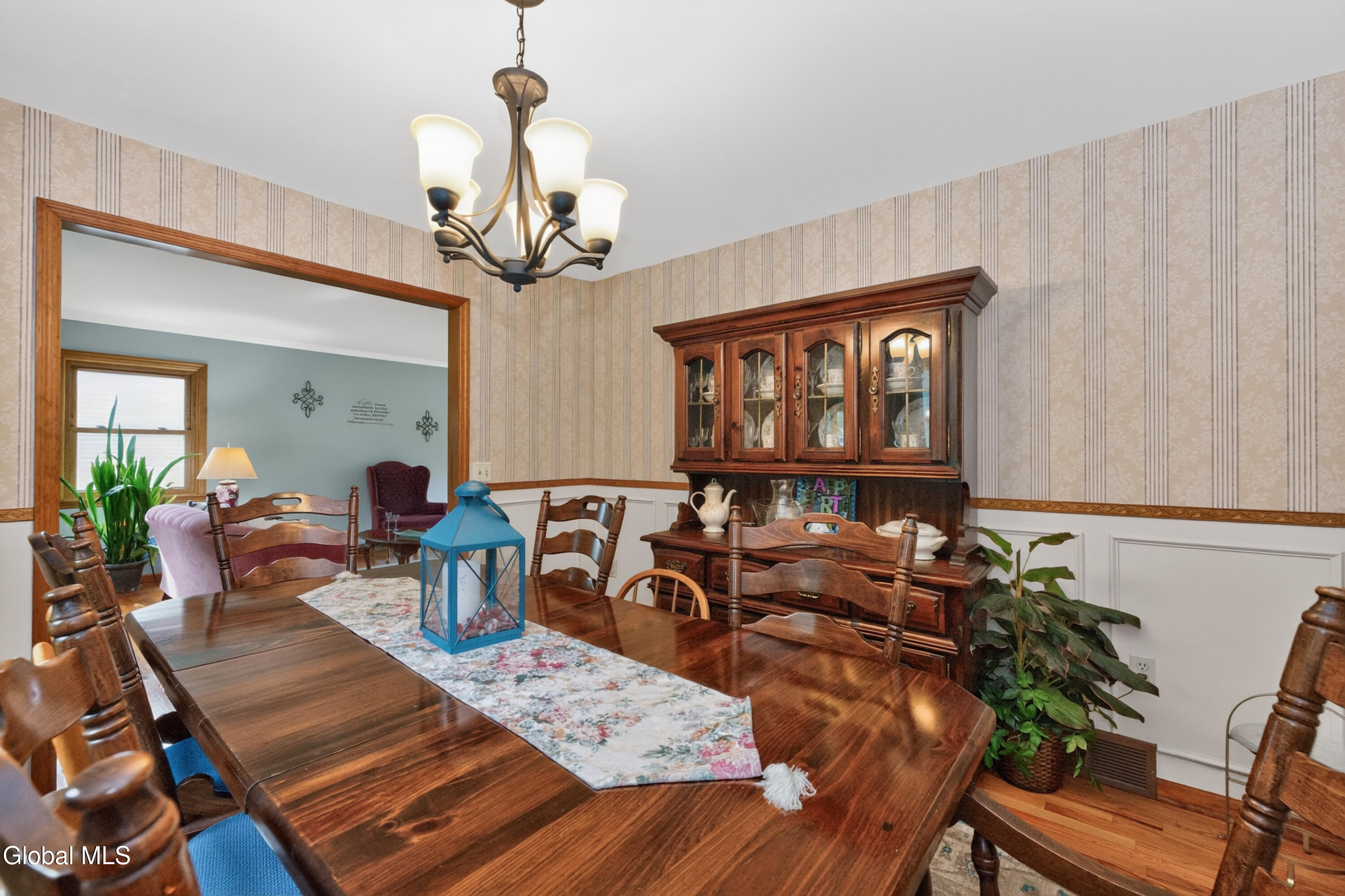 4 Homestead Road Glenville NY 12302